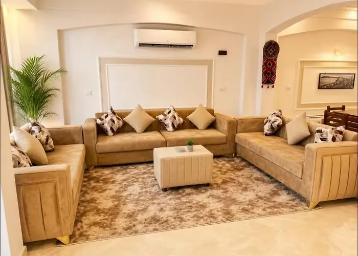 Hossam Villa